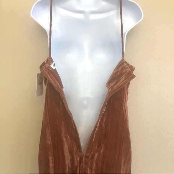 Elodie Velvet V-Neck Spaghetti Strap Cami Mini Dress Size S - Picture 5 of 12